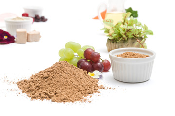 © MEDIArt | Andreas Uher; Vegisan, Produktaufnahmen, Zutaten, Inhaltsstoffe, Freisteller