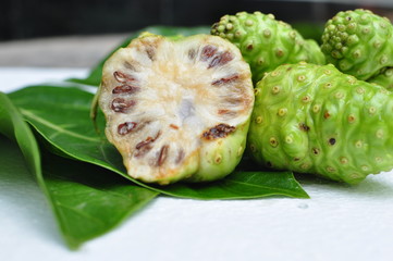 Fototapeta na wymiar Noni Fruit (Morinda citrifolia) 
