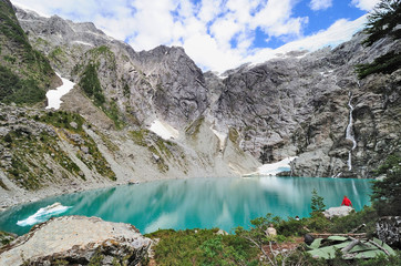 Laguna de Gnomos en el sendero Bosque Encantado del Parque Nacional Queulat, Chile.