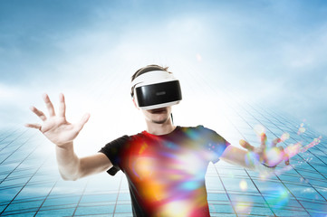 Réalité virtuelle 3D casque sensation jeu informatique rêve gamer avenir logiciel toucher...