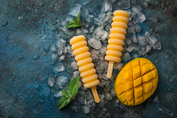 homemade mango popsicles