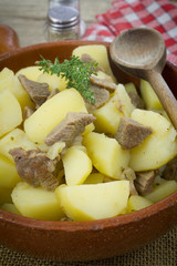 porc et pommes de terre