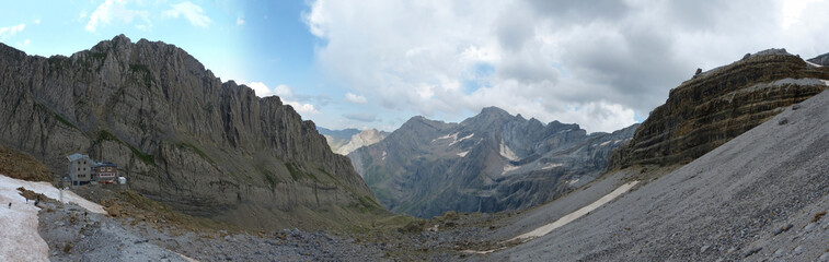 Fototapeta premium Refuge des Sarradets