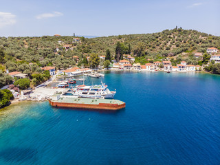 Luftaufnahme, Bucht von Paleo Trikiri, Insel Pangias Trikeri, Trikeri-Milina, Region Volos, Meerenge von Trikiri, Halbinsel Pilion, Pagaitischer Golf, Griechenland © David Brown