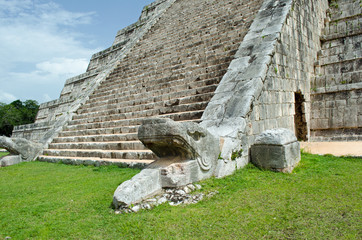 Chichen Itza Pyramid. Nyucatan, site