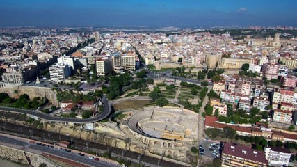 Obraz premium Tarragona z powietrza. Miasto Katalonii w Hiszpanii