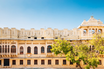 Naklejka na ściany i meble City Palace historical architecture in Udaipur, India