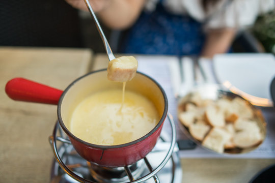  Swiss fondue  food recipe