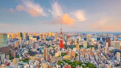 Fotobehang Tokyo skyline met Tokyo Tower in Japan © f11photo