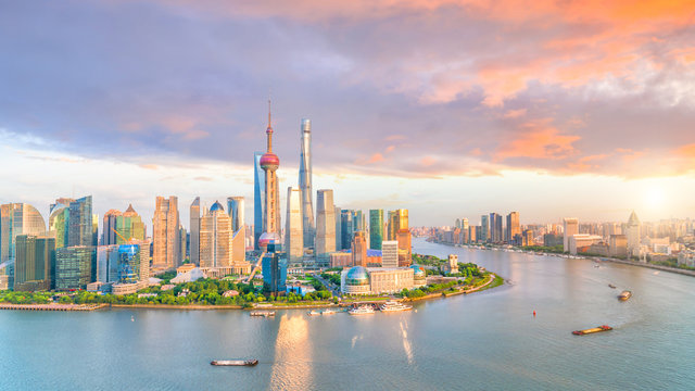 Fototapeta View of downtown Shanghai skyline