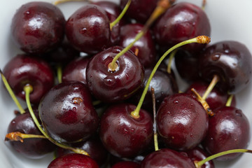 washing fresh cherries