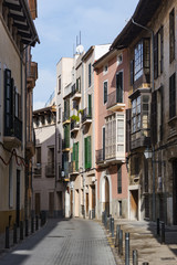 Fototapeta na wymiar Old streets of the city of Palma in Mallorca
