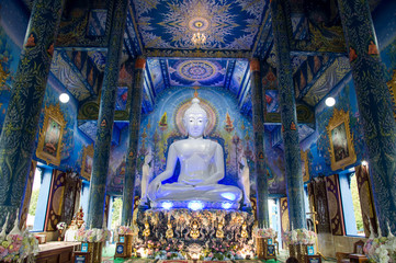 Fototapeta premium Chiang Rai, Thailand - July, 8, 2018 : the very beautiful landscape inside the temple of Wat Rong Sua Ten