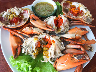 Stream egg crab with spicy sauce on dish