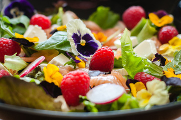 salad with flowers