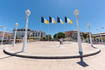 ARCACHON (France), esplanade de la jetée