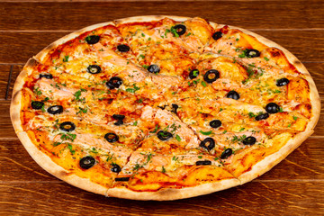 Pizza with salmon