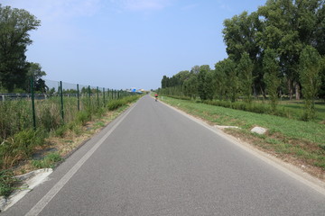 Strada deserta