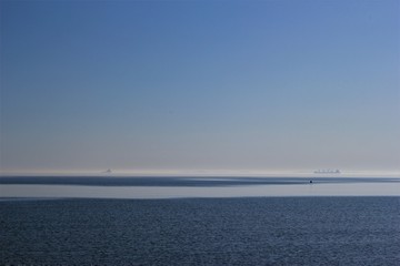 Obraz premium The calm and blue ocean