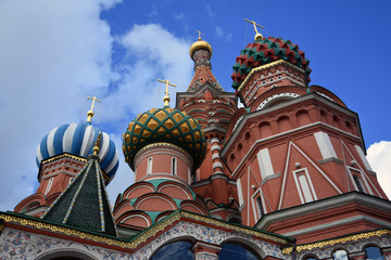 Fototapeta na wymiar Saint Basils Cathedral on the Red Square in Moscow