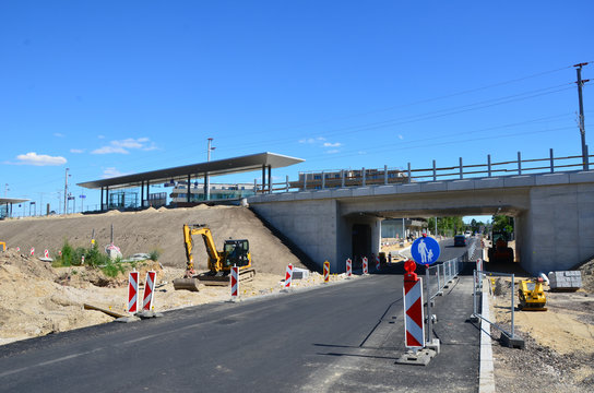 Baustelle bei der Unterf&uuml;hrung Hirschstettner Stra&szlig;e