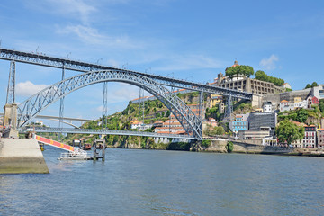Naklejka premium Porto with the Dom Luiz bridge, Portugal