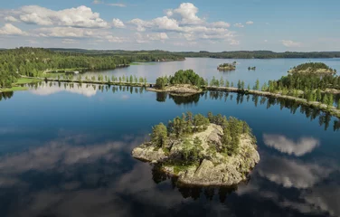 Wunderbare Landschaft von Finnland. See Lietvesi. Luftaufnahme © a_medvedkov
