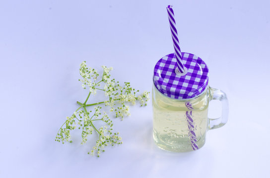 Elderflower lemonade