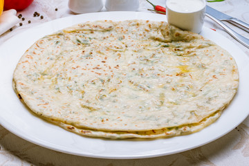 hychiny with herbs and cheese