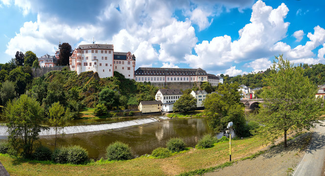 Barocke Schlossanlage in Weilburg an der Lahn