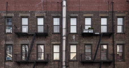 New York Industriel ( Fenêtres et conduits)