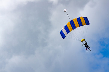 Tandem Parachute RHS