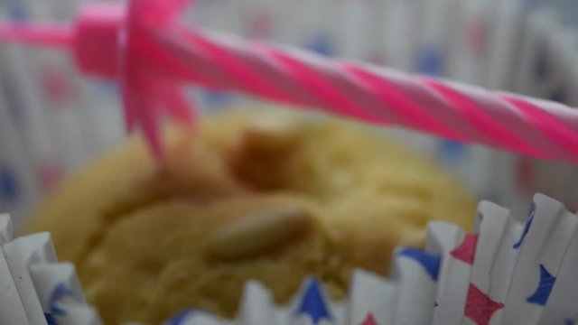 Comugnero Silvana &Mu;ά&phi;&iota;&nu; Muffin Muffini Մաֆին Маффин مافین マフィン 머핀 מאפין video Muffinssi