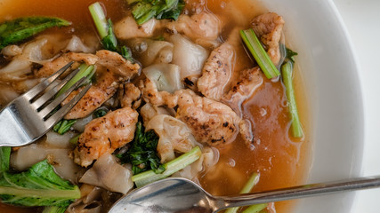 rice noodle fried in gravy