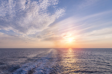 Obraz premium sea and waves Wave caused by cruise ship