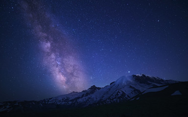 Naklejka na ściany i meble Milky Way Over Mount Rainier