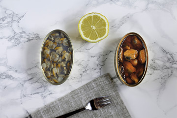 mussels and cockles with lemon