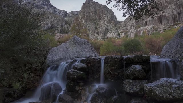 4k timelapse footage of the sunrise in the Cov&atilde;o d'Ametade, Serra da Estrela Natural Park, Portugal.