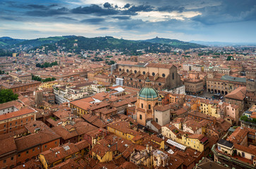 Fototapeta na wymiar Panorama of the Bologna city in Italy in a summer cloudy day.