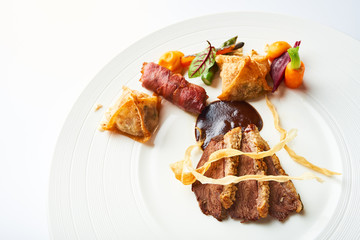 Turkey dish with vegetables and bacon