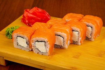 Roll with salmon