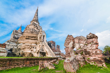 Fototapeta premium Big pagoda in the old temple