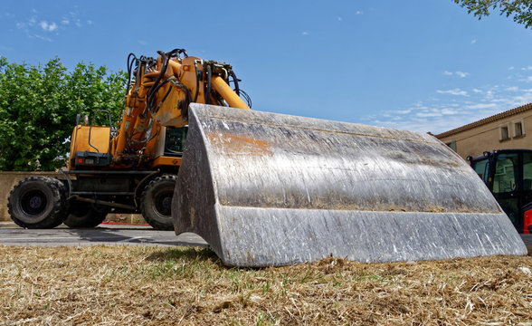 Tractopelle  bulldozer