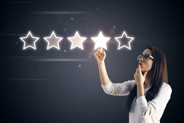 5 stars rating with businesswoman