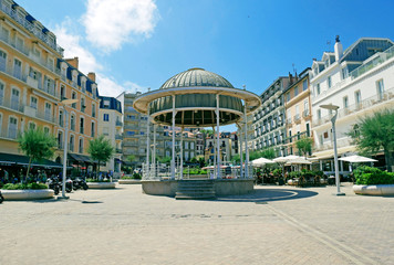 Historical center of Biarritz, France - obrazy, fototapety, plakaty