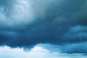 Obraz premium Dark stormy sky. The dark blue sky before the storm