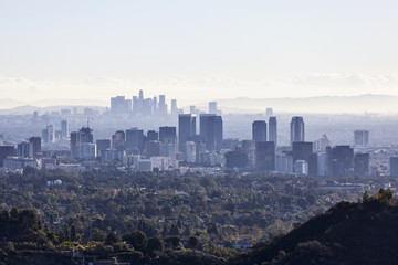 Naklejka premium Smoggy view towards Century City with downtown Los Angeles in the background. 