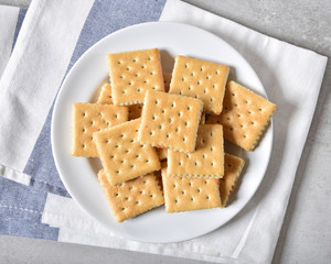 Peanut butter crackers