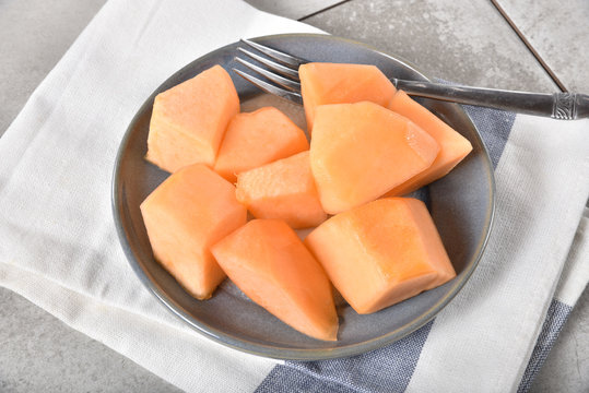 Sliced cantaloupe