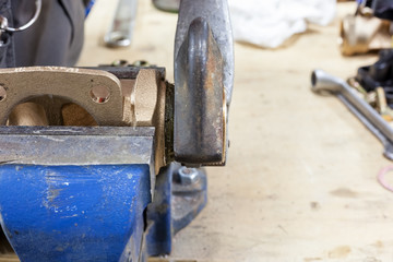 bench-lift with coupling for water